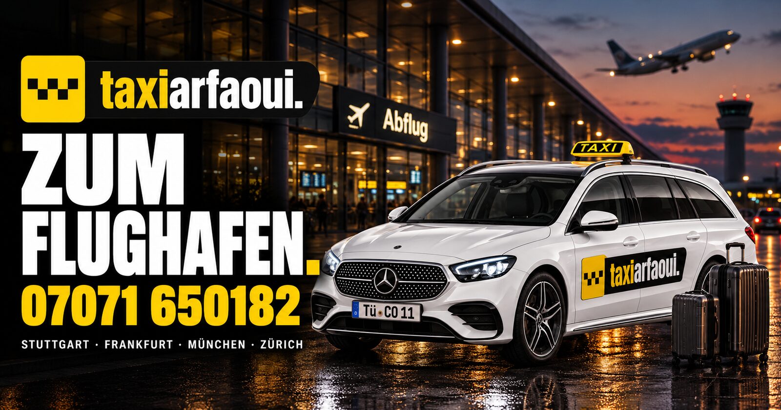 Flughafentransfer von Taxi Arfaoui: drei Taxis mit Dachzeichen vor dem Terminal bei Sonnenuntergang, eine Familie mit Koffern auf dem Weg zum Abflug